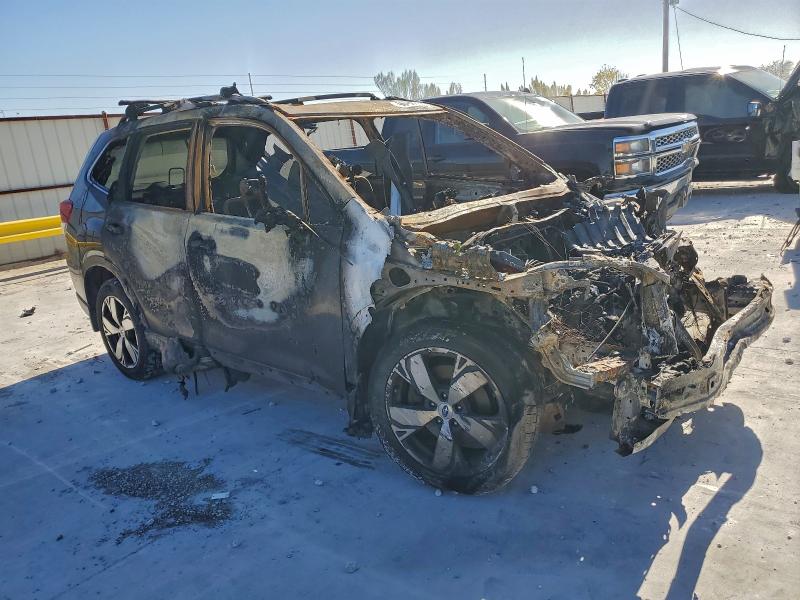 Фото 4 - SUBARU FORESTER