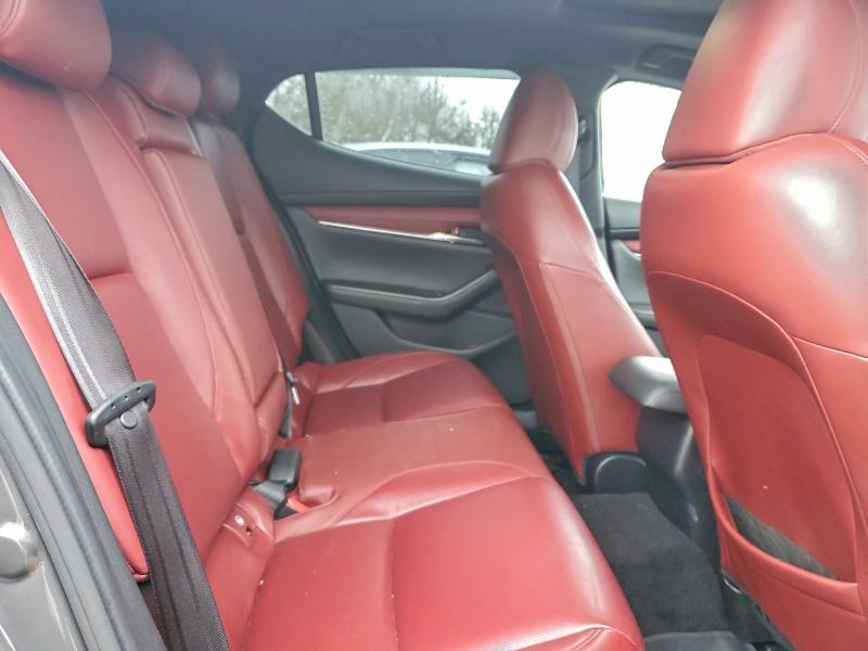 Фото 10 - MAZDA 3