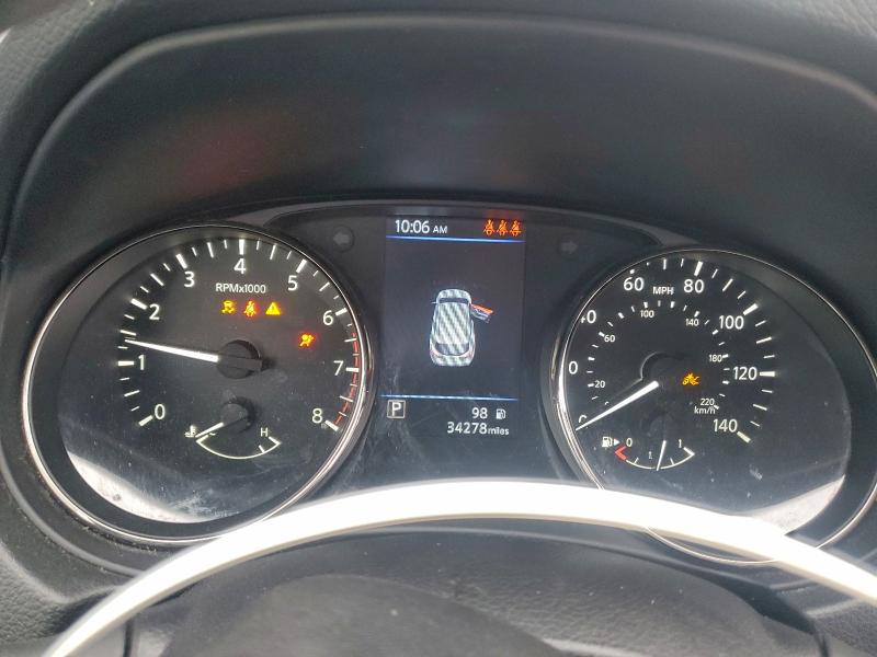 Фото 9 - NISSAN ROGUE