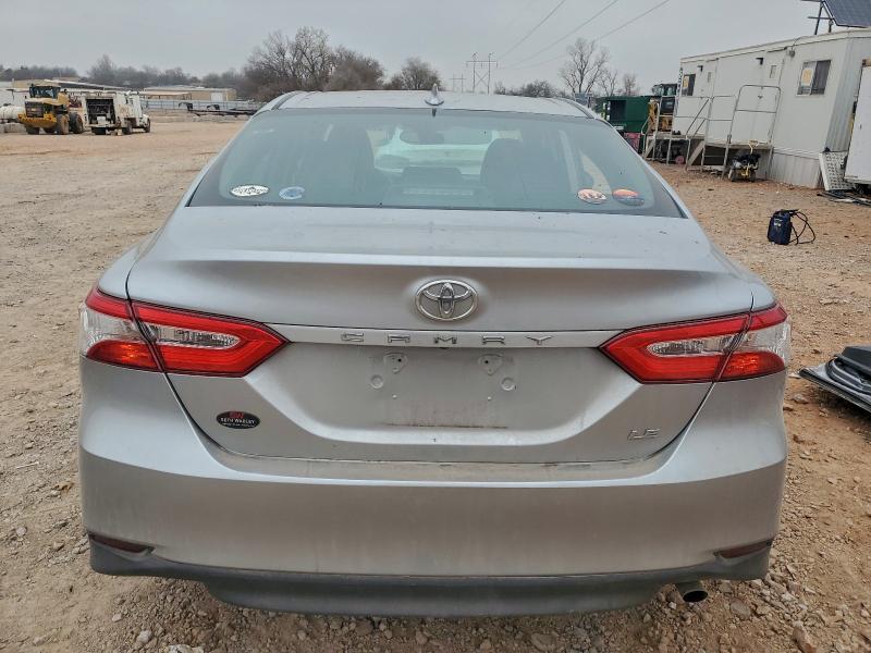 Фото 6 - TOYOTA CAMRY