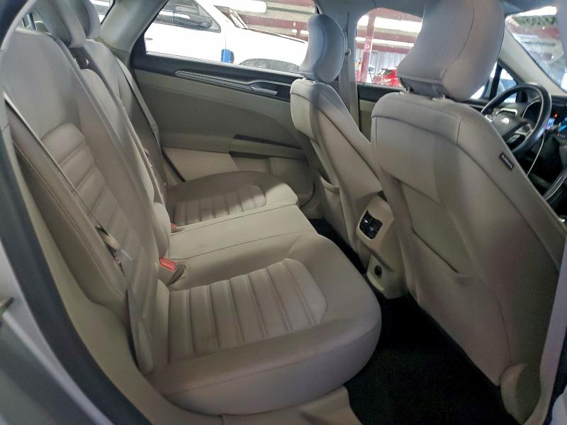 Фото 10 - FORD FUSION