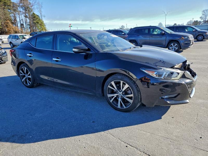 Фото 4 - NISSAN MAXIMA