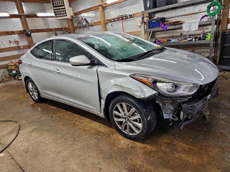 Фото 4 - HYUNDAI ELANTRA