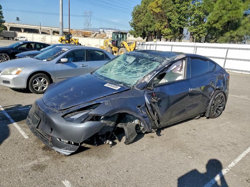 Фото 1 - TESLA MODEL Y