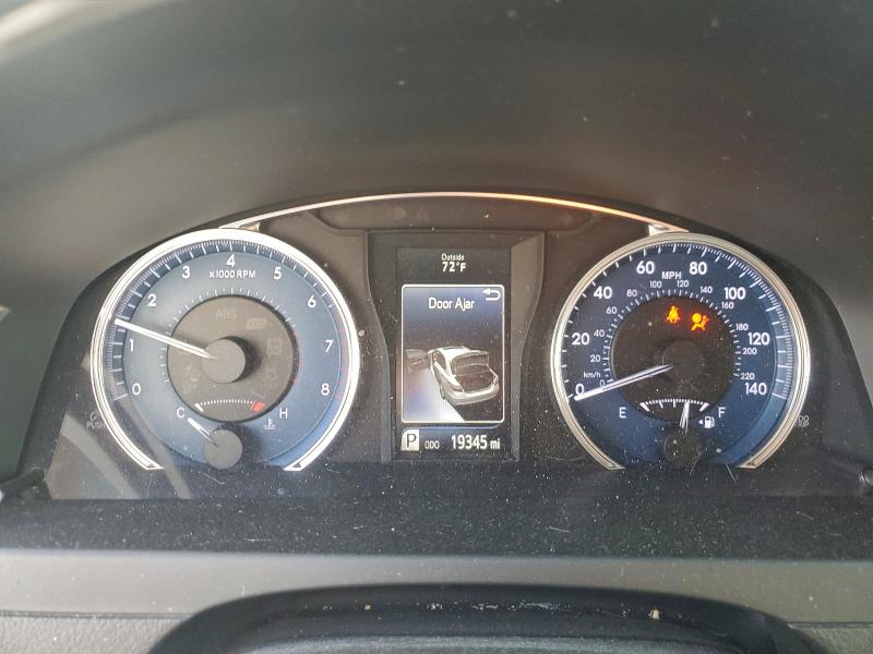 Фото 9 - TOYOTA CAMRY