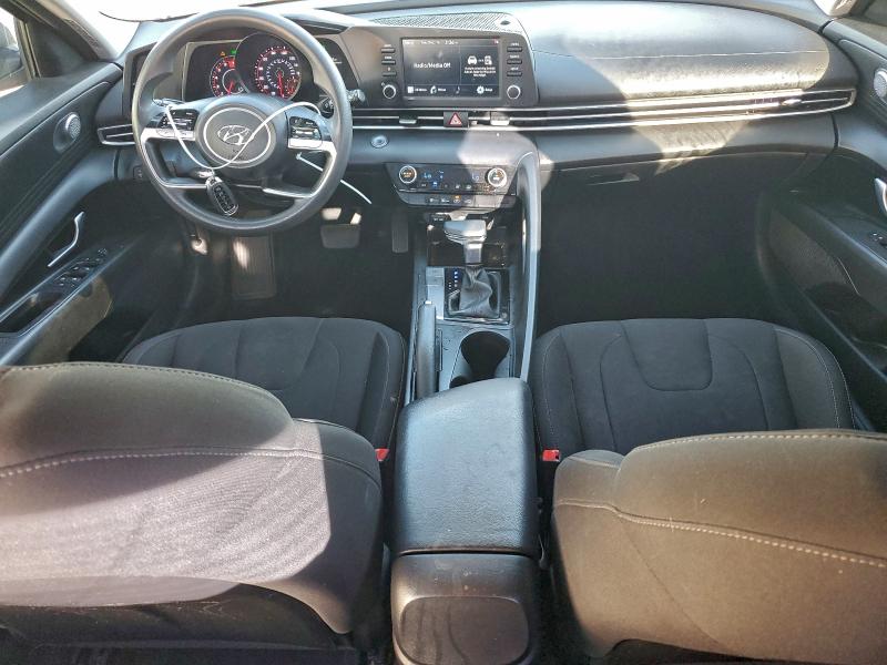 Фото 8 - HYUNDAI ELANTRA