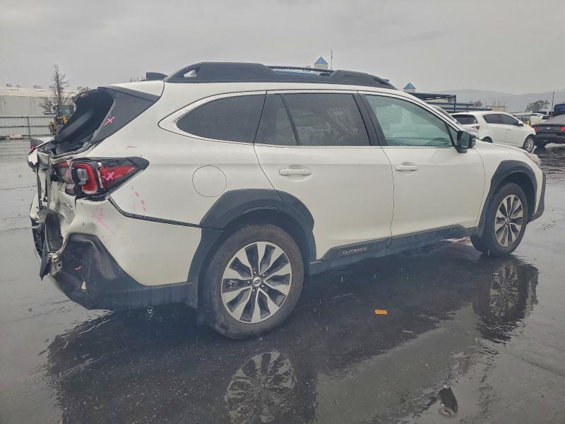 Фото 3 - SUBARU OUTBACK