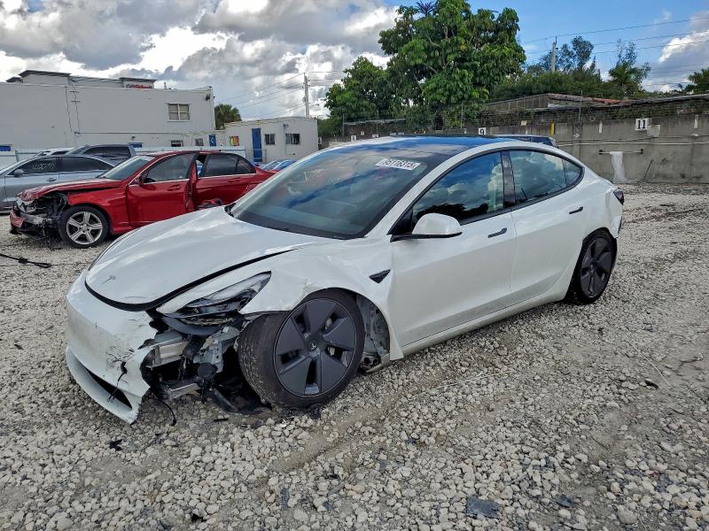Фото 1 - TESLA MODEL 3