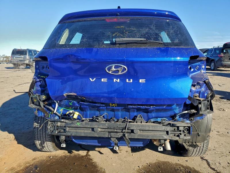 Фото 6 - HYUNDAI VENUE