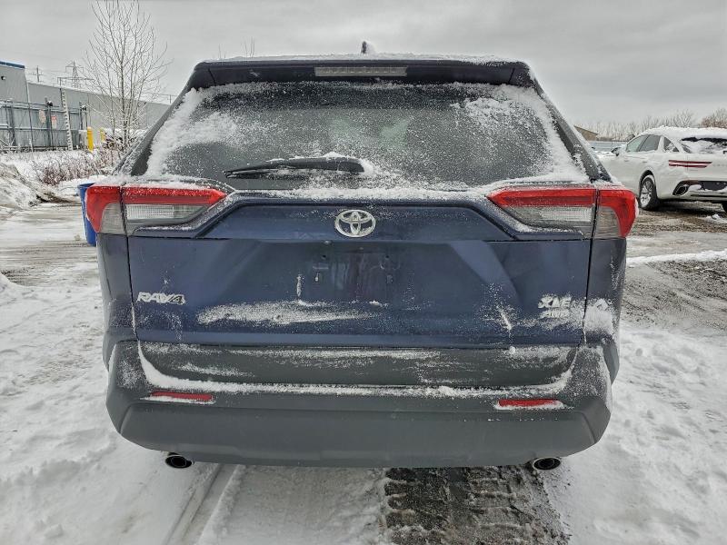 Фото 6 - TOYOTA RAV4