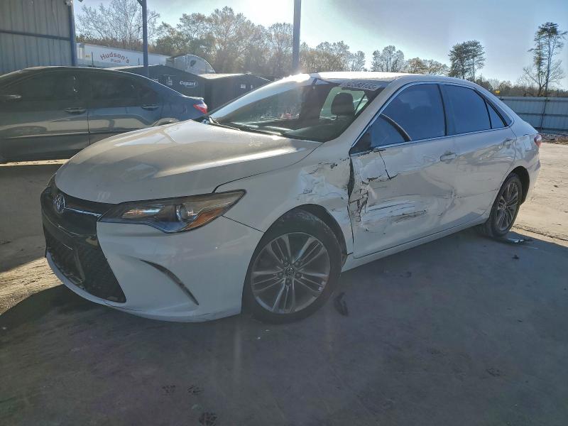 Фото 1 - TOYOTA CAMRY