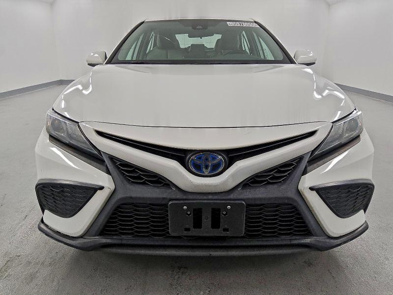 Фото 5 - TOYOTA CAMRY