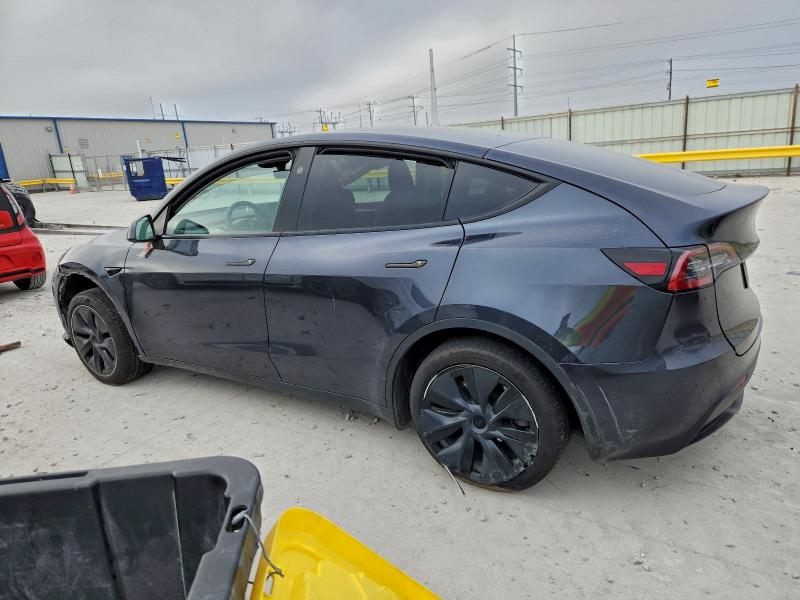Фото 2 - TESLA MODEL Y