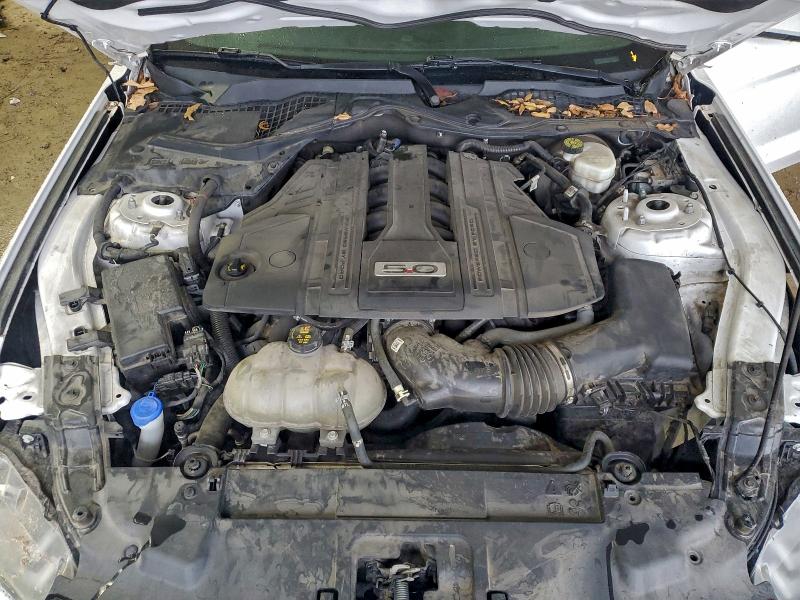 Фото 11 - FORD MUSTANG