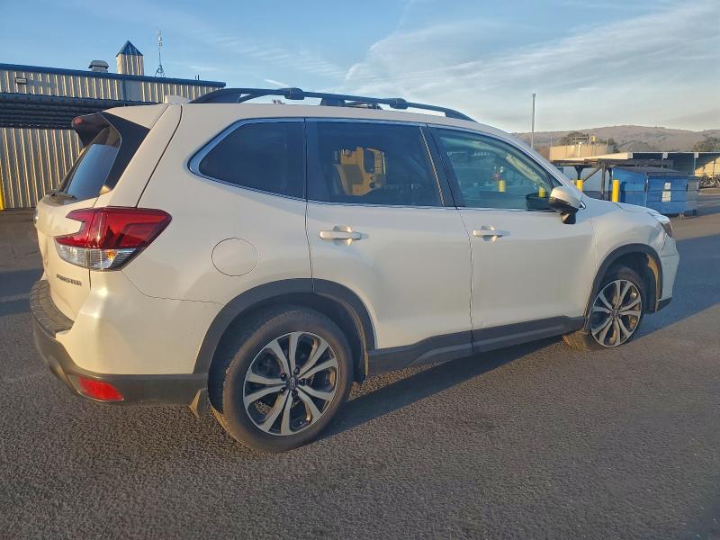 Фото 3 - SUBARU FORESTER