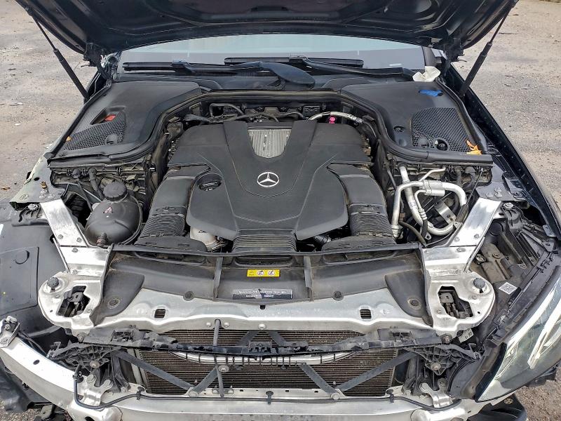 Фото 11 - MERCEDES-BENZ E-CLASS