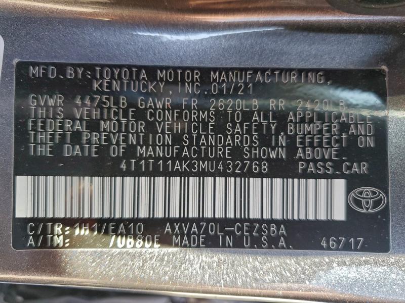 Фото 12 - TOYOTA CAMRY