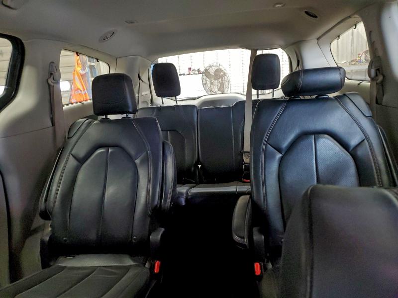 Фото 10 - CHRYSLER PACIFICA