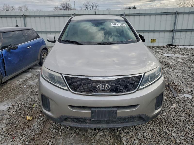 Фото 5 - KIA SORENTO