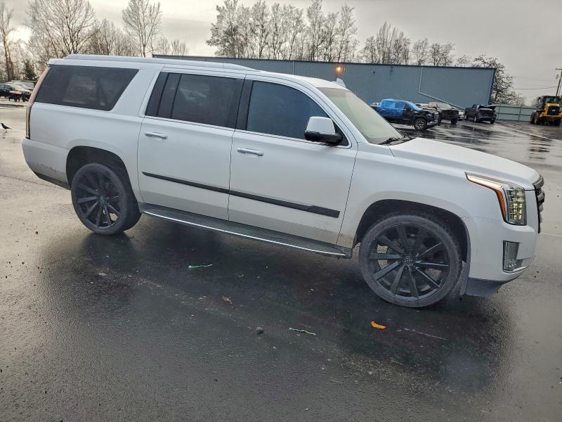 Фото 4 - CADILLAC ESCALADE