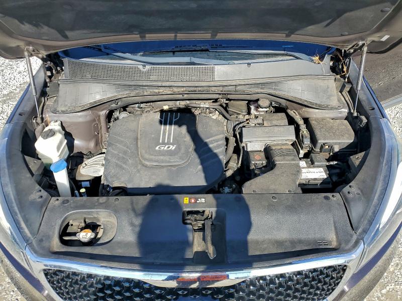 Фото 12 - KIA SORENTO