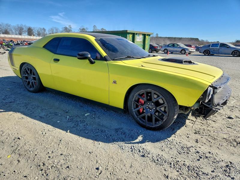 Фото 4 - DODGE CHALLENGER