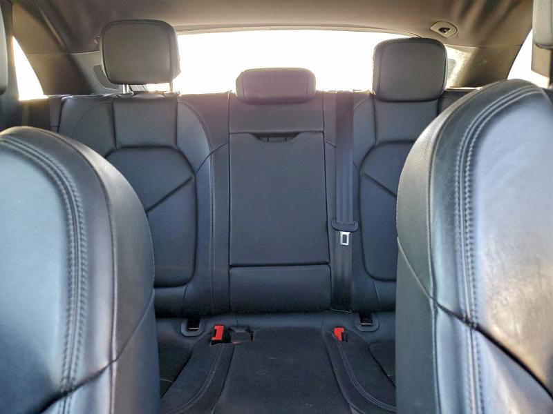 Фото 10 - PORSCHE MACAN