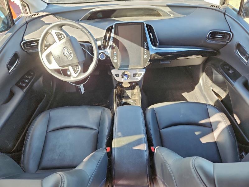 Фото 8 - TOYOTA PRIUS