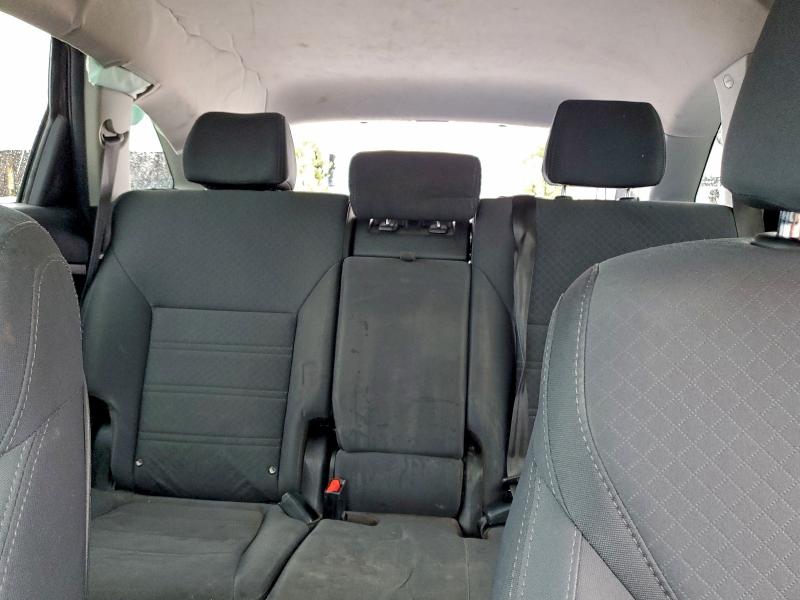 Фото 10 - KIA SORENTO