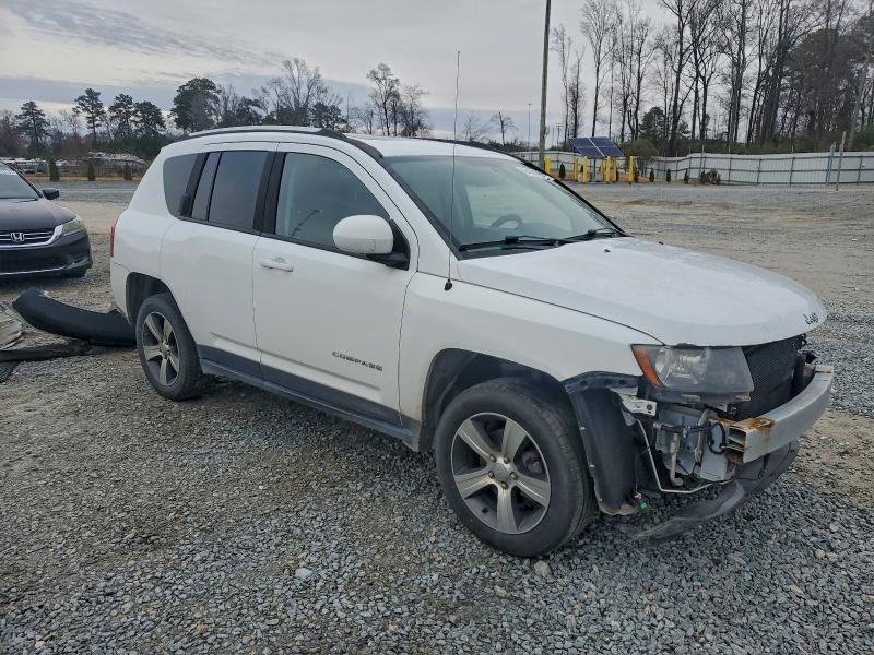 Фото 4 - JEEP COMPASS
