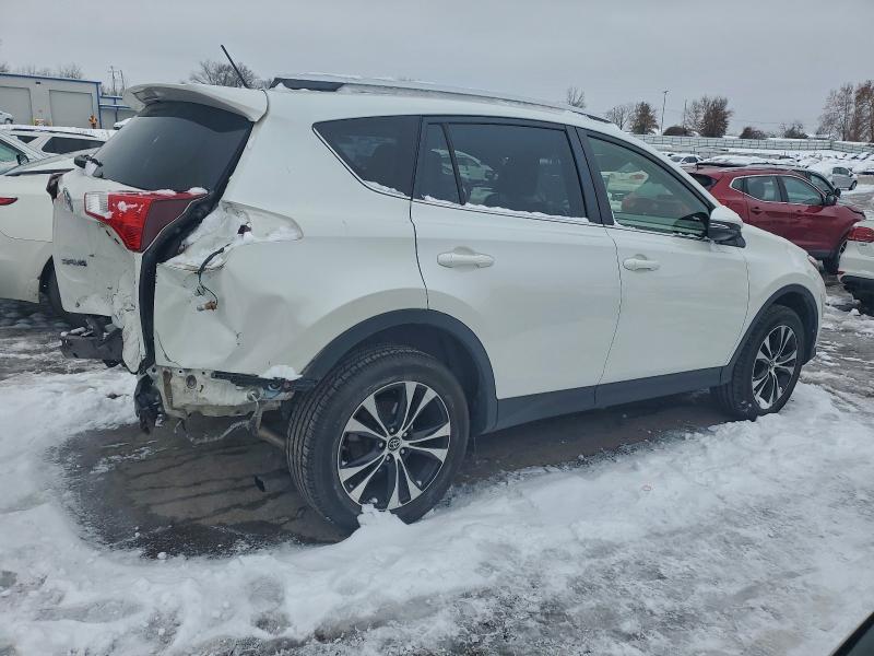 Фото 3 - TOYOTA RAV4