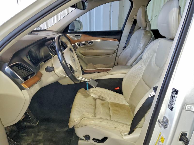 Фото 7 - VOLVO XC90