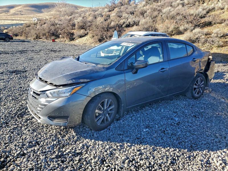 Фото 1 - NISSAN VERSA