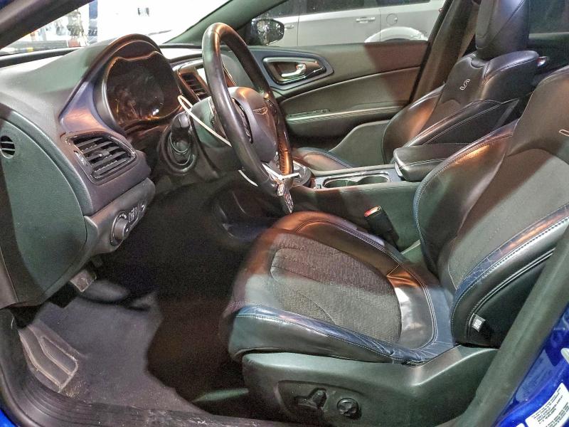 Фото 7 - CHRYSLER 200