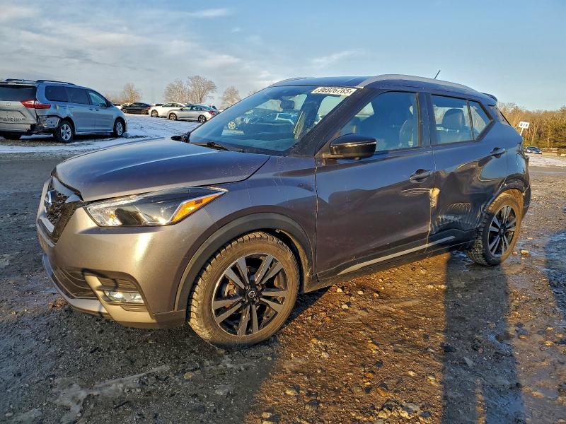 Фото 1 - NISSAN KICKS