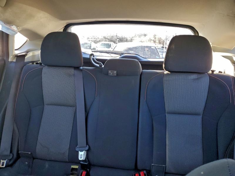 Фото 10 - SUBARU CROSSTREK