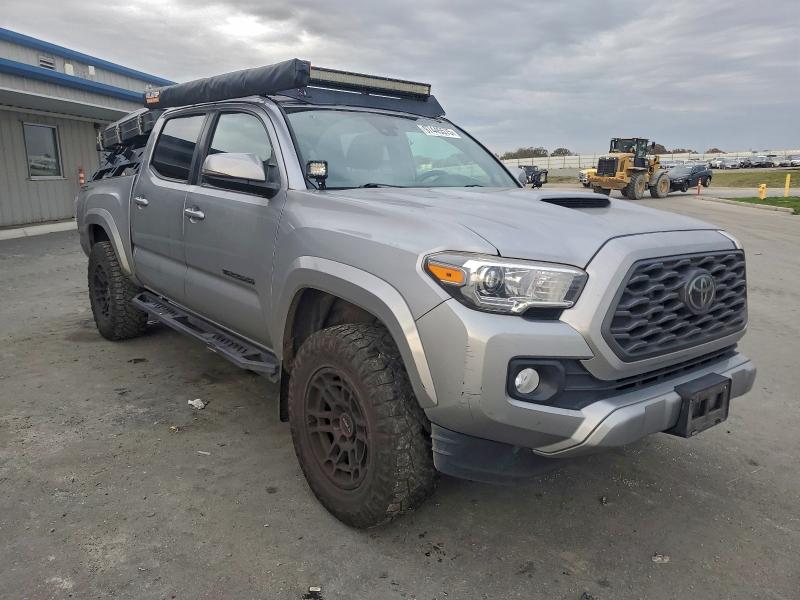 Фото 4 - TOYOTA TACOMA