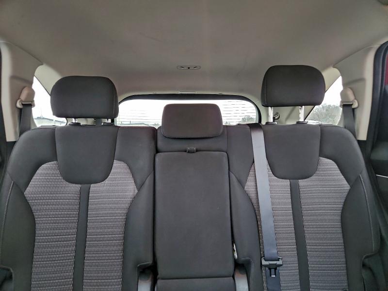 Фото 10 - KIA SORENTO