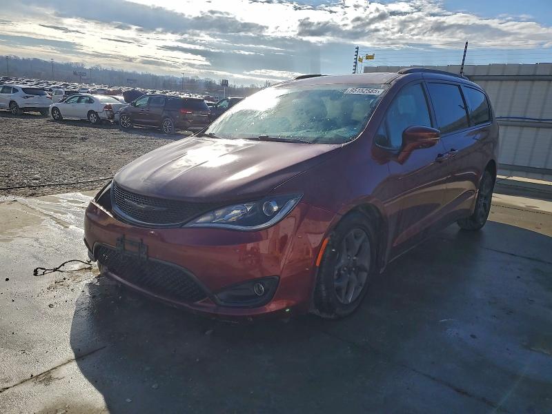 Фото 1 - CHRYSLER PACIFICA