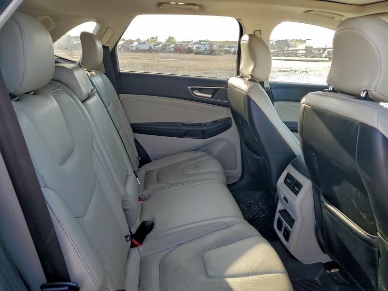 Фото 10 - FORD EDGE