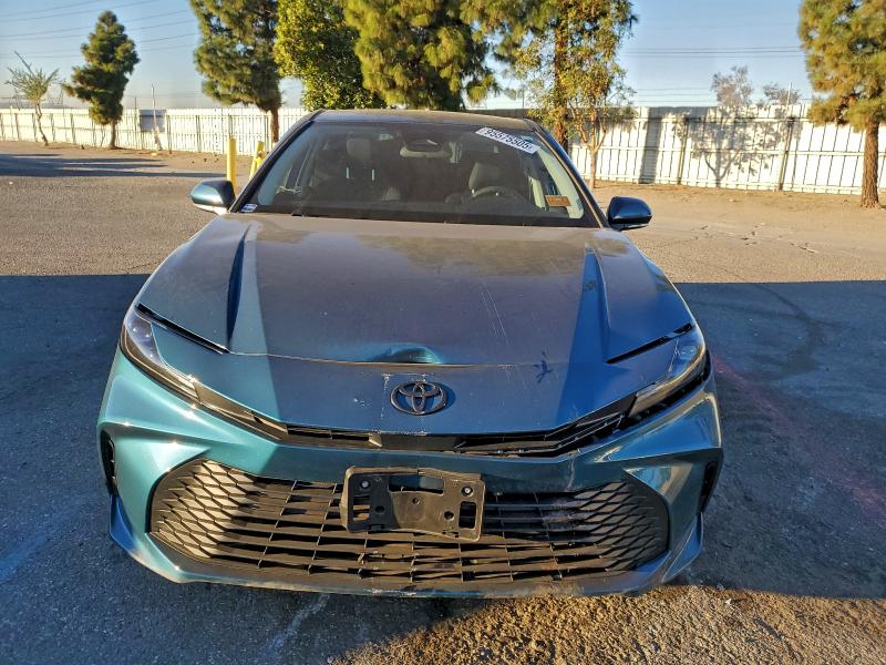 Фото 5 - TOYOTA CAMRY