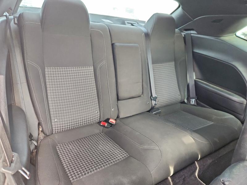 Фото 10 - DODGE CHALLENGER