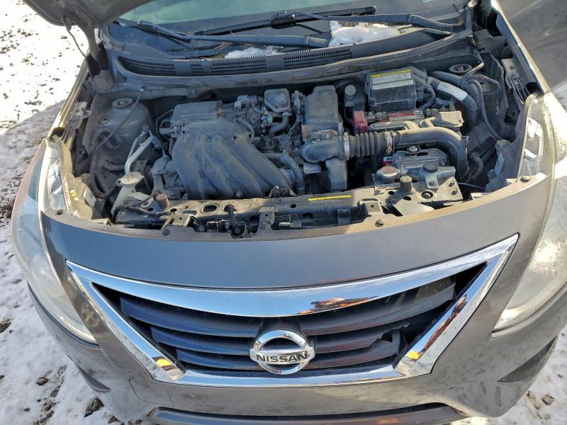 Фото 11 - NISSAN VERSA