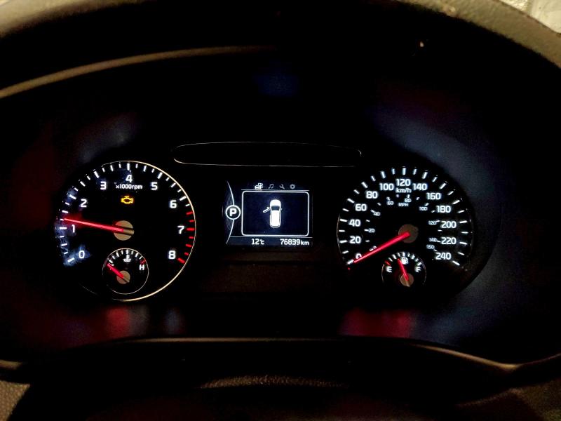 Фото 9 - KIA SORENTO