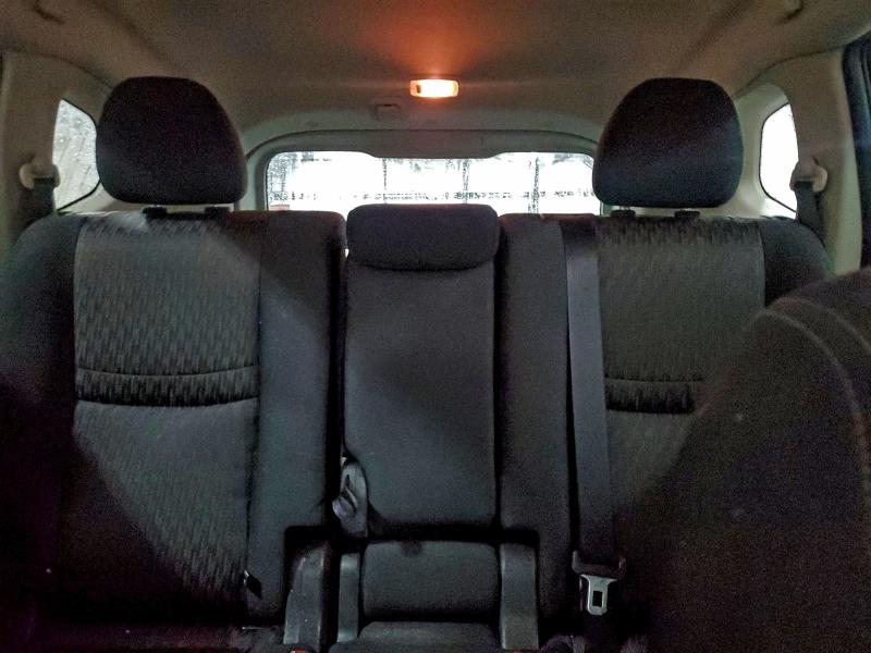 Фото 10 - NISSAN ROGUE