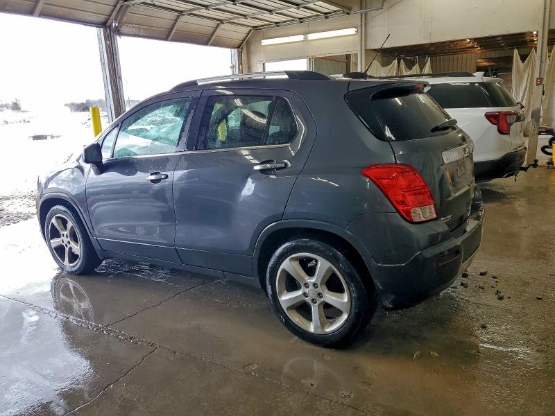 Фото 2 - CHEVROLET TRAX