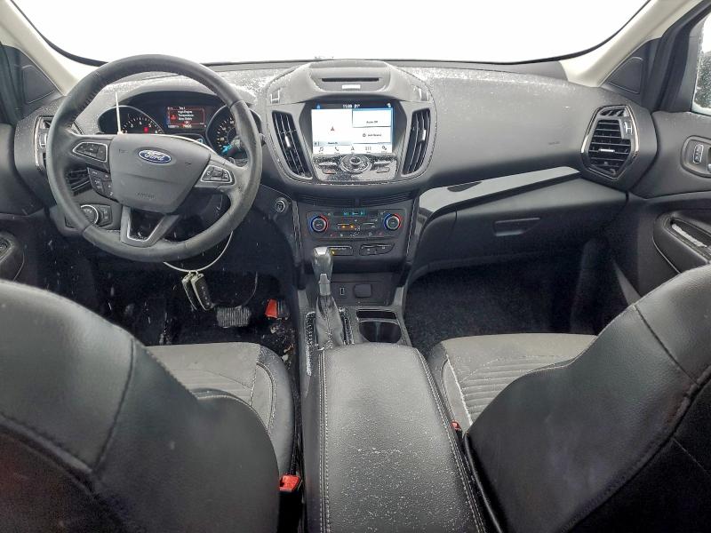 Фото 8 - FORD ESCAPE