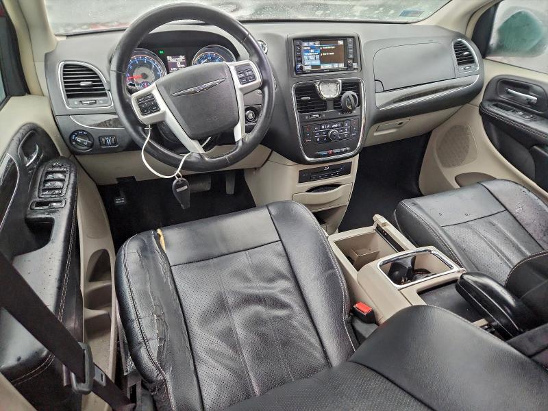 Фото 8 - CHRYSLER MINIVAN