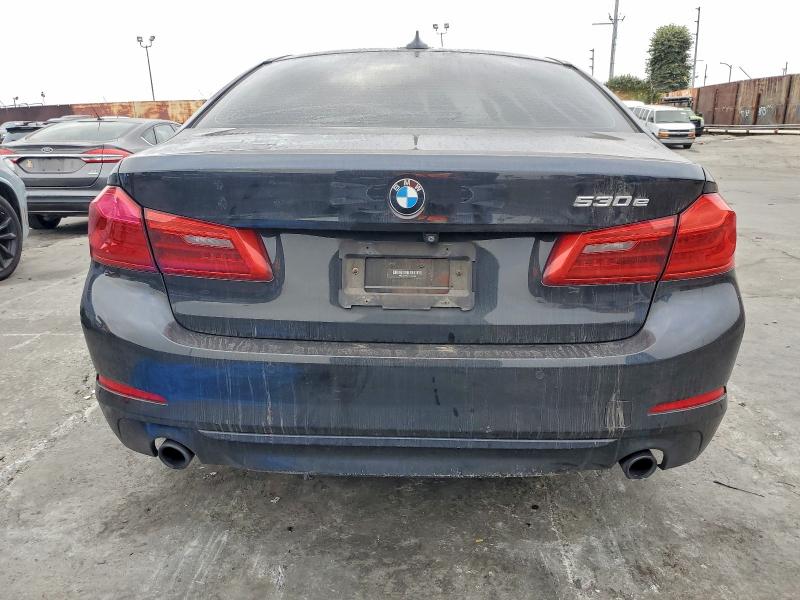 Фото 6 - BMW 5 SERIES