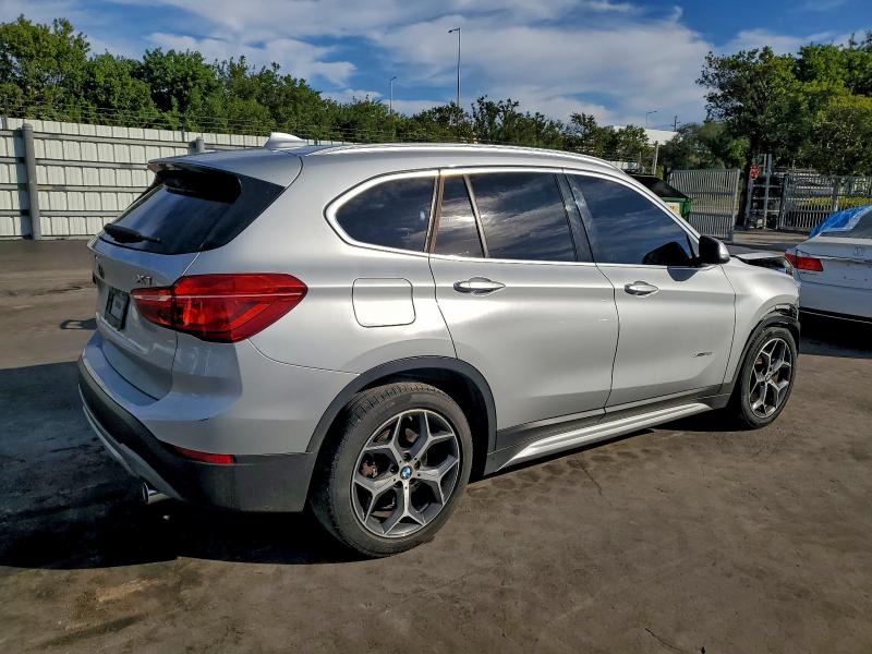 Фото 3 - BMW X1